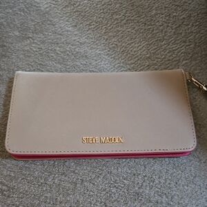 Steve Madden Beige and Pink Women's Wallet